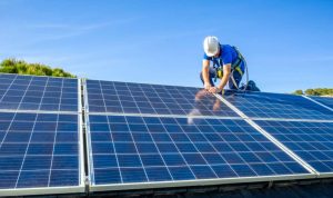 Installation et mise en production des panneaux solaires photovoltaïques à Reyrieux